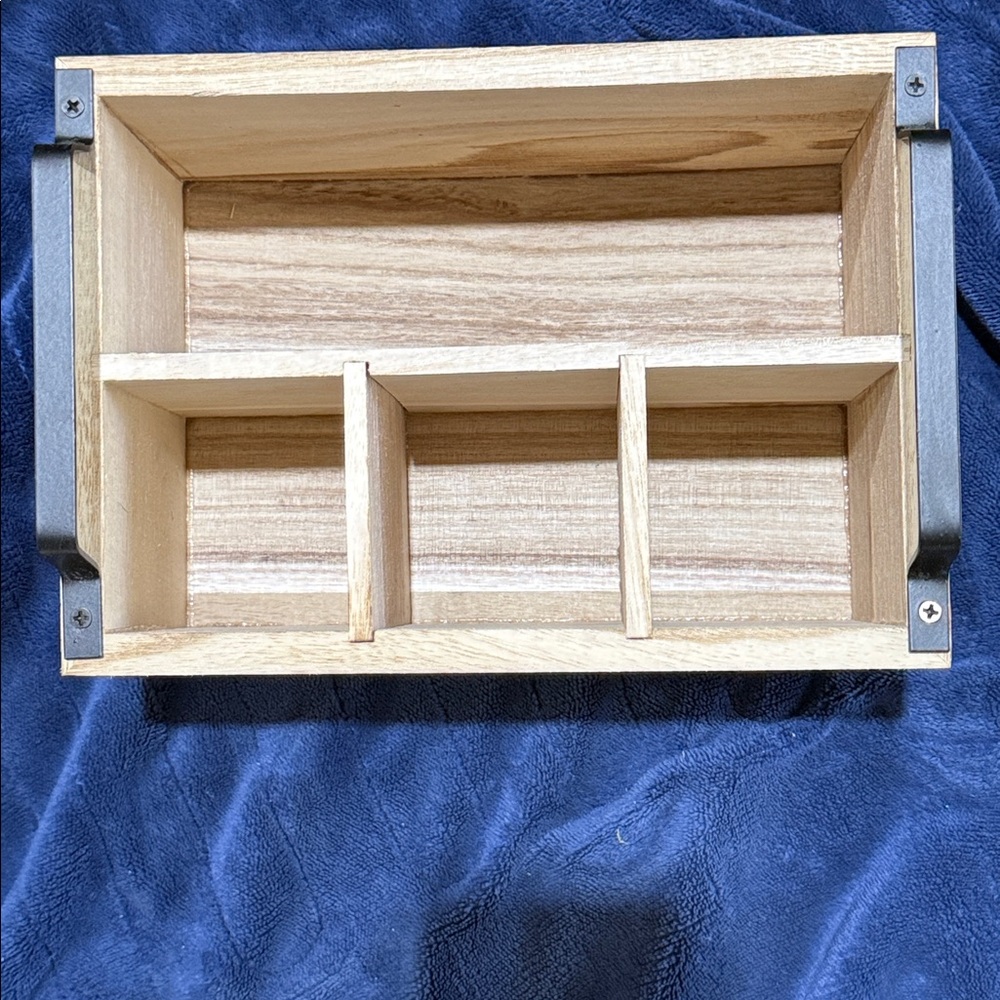 Wooden Utensil Caddy "Happiness is Homemade" - Natural Wood - Picture 2 of 5